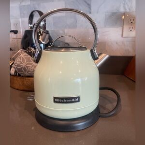 KitchenAid Electric Kettle